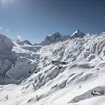 شاليه Serviced Luxury Evi, Ski-in Ski-out *