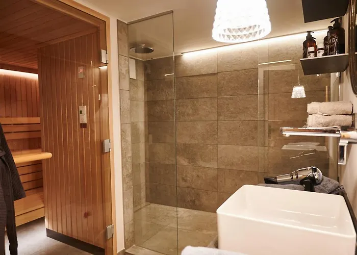 Serviced Luxury Evi, Ski-in Ski-out *