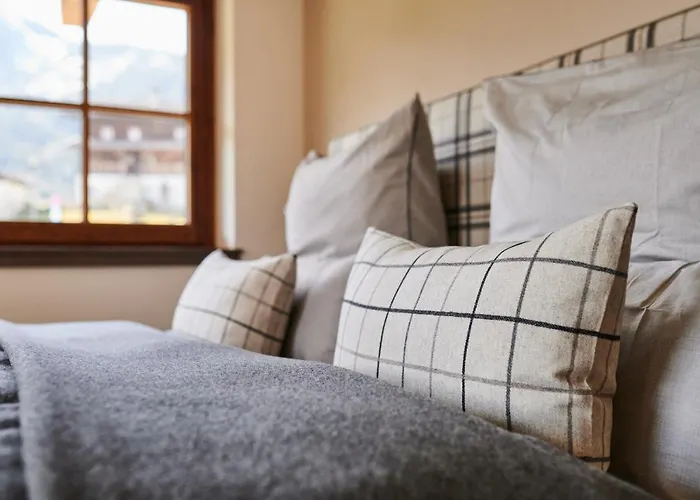 Serviced Luxury Evi, Ski-in Ski-out