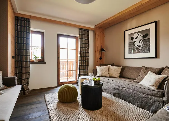 Serviced Luxury Evi, Ski-in Ski-out * Капрун