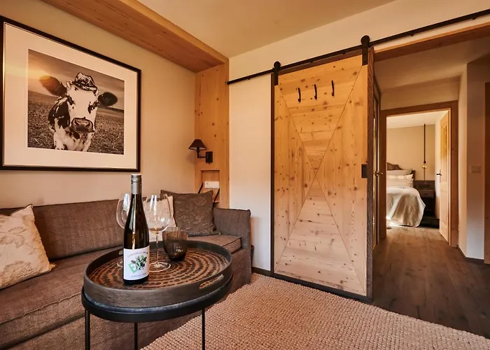 Serviced Luxury Evi, Ski-in Ski-out * Капрун