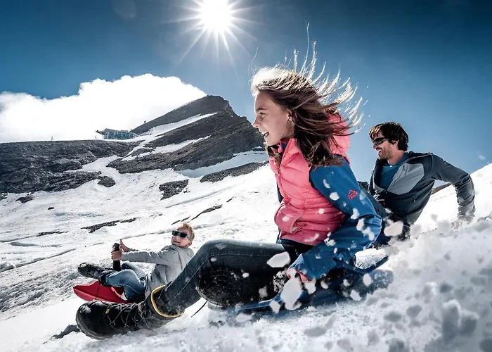 Serviced Luxury Evi, Ski-in Ski-out 샬레 *