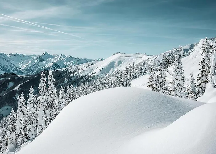 Serviced Luxury Evi, Ski-in Ski-out 샬레 카프룬