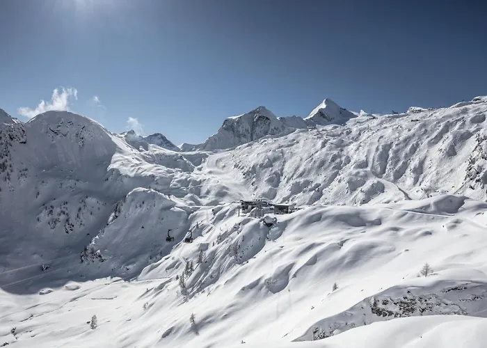 샬레 Serviced Luxury Evi, Ski-in Ski-out *