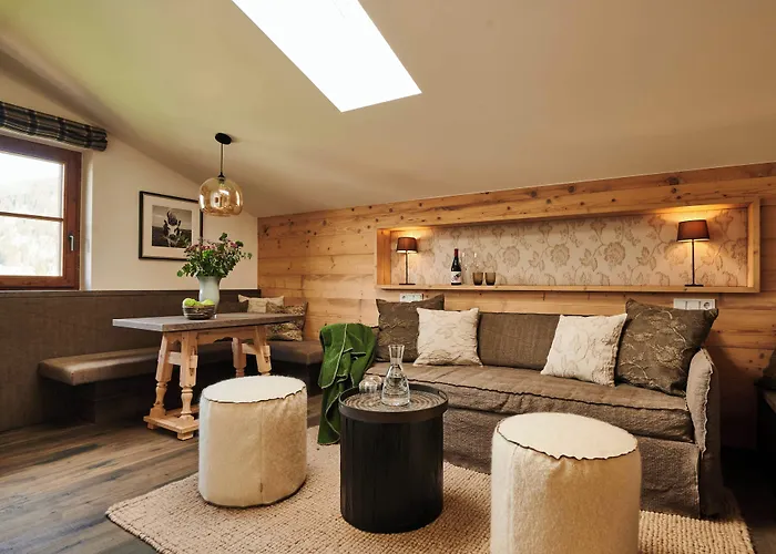 Serviced Luxury Evi, Ski-in Ski-out * Капрун